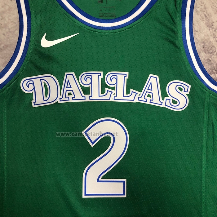 Camiseta Dallas Mavericks Kyrie Irving #2 Hardwood Classics 2022-23 Verde